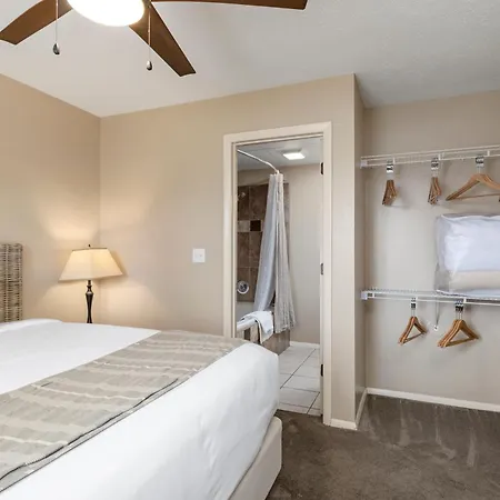 Still Waters Resort Indian Point Room photo